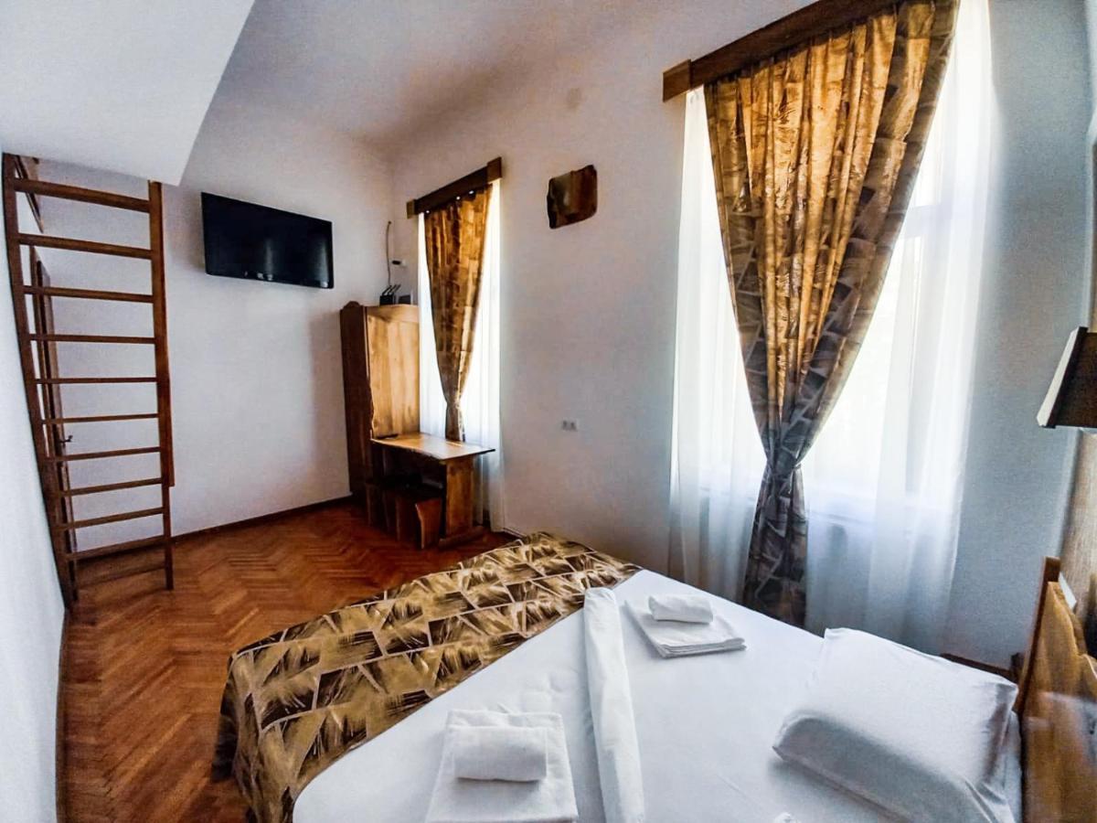 History Apartments Piata Mare Сібіу Номер фото